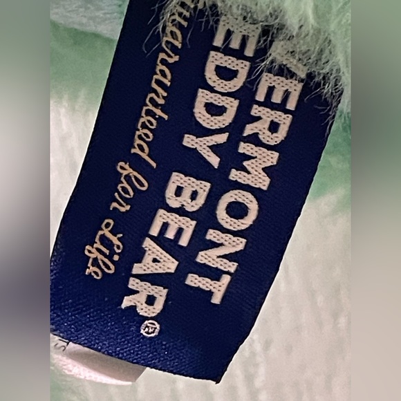 Authentic Vermont Soft and Huggable Fantasy Dinosaur Plush 18” - Picture 9 of 13